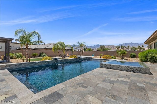 9841 West El Campo Grande Avenue, Las Vegas, NV 89149