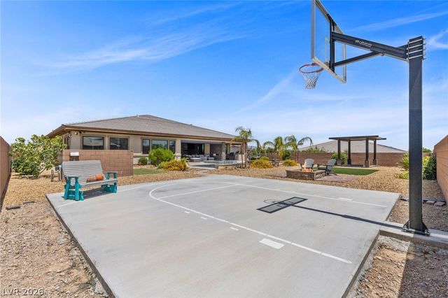 9841 West El Campo Grande Avenue, Las Vegas, NV 89149