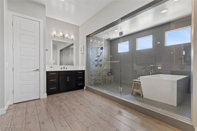 9841 West El Campo Grande Avenue, Las Vegas, NV 89149