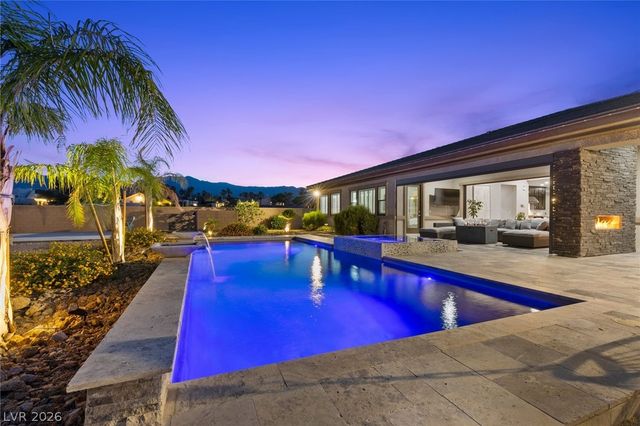 9841 West El Campo Grande Avenue, Las Vegas, NV 89149