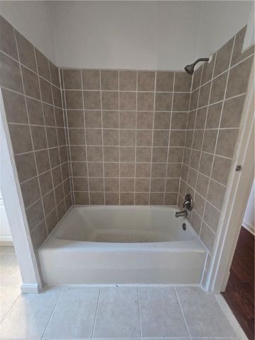 2914 Voelkel Ave 2, Dormont, PA 15216