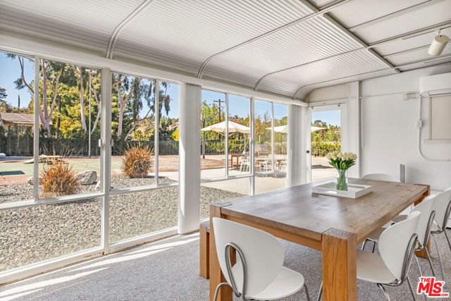 19630 Rosita Street, Tarzana (los Angeles), CA 91356