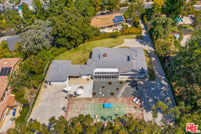 19630 Rosita Street, Tarzana (los Angeles), CA 91356