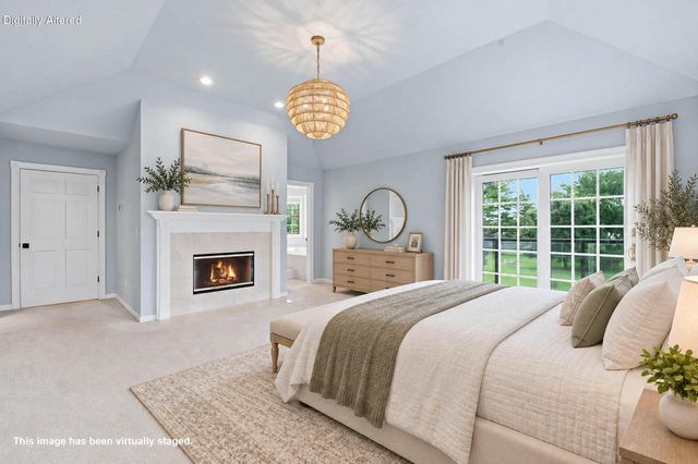 N64W38481 S Woodlake CIRCLE, Oconomowoc, WI 53066