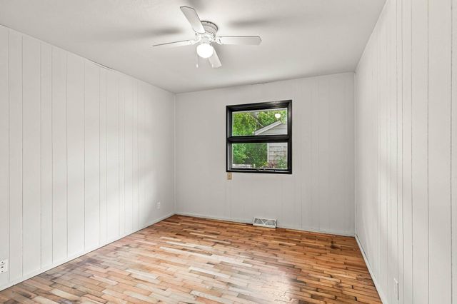 746 N Oak Grove Avenue, Springfield, MO 65802