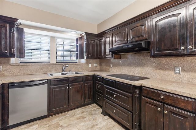 3917 Flintridge Drive, Irving, TX 75038