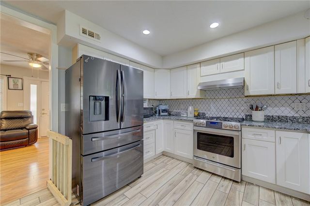 11424 Palmer Avenue, Kansas City, MO 64134