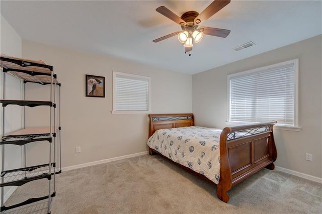 11424 Palmer Avenue, Kansas City, MO 64134