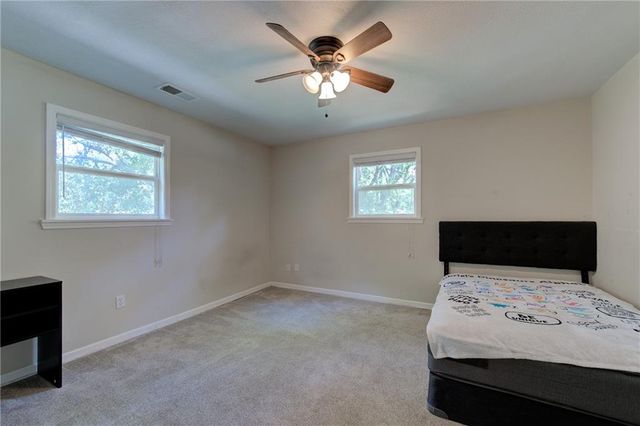 11424 Palmer Avenue, Kansas City, MO 64134