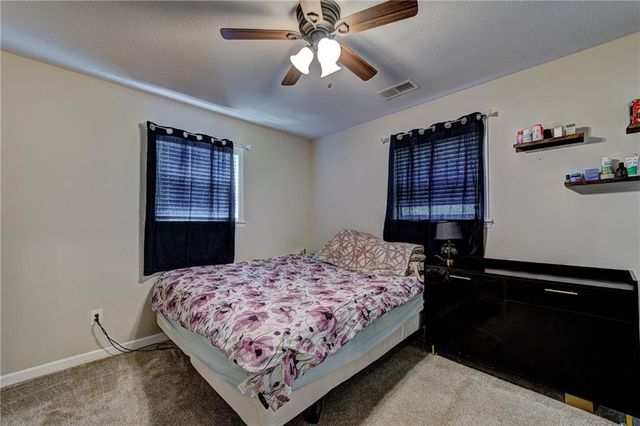 11424 Palmer Avenue, Kansas City, MO 64134