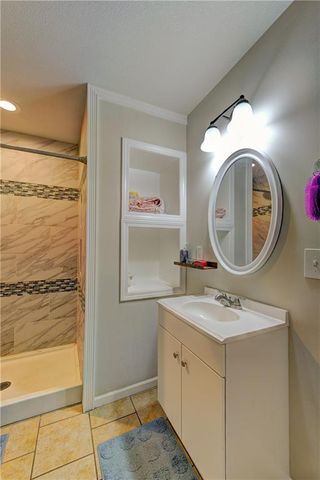 11424 Palmer Avenue, Kansas City, MO 64134
