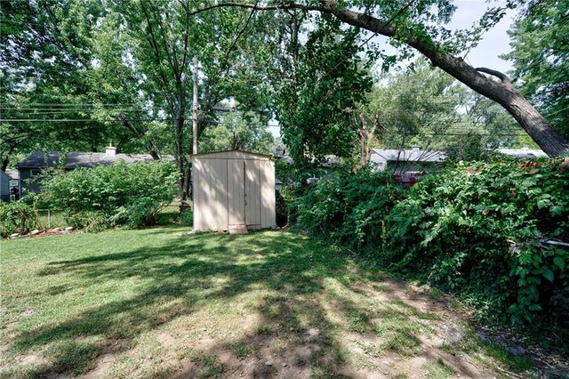 11424 Palmer Avenue, Kansas City, MO 64134