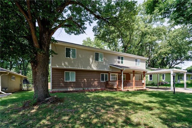 11424 Palmer Avenue, Kansas City, MO 64134
