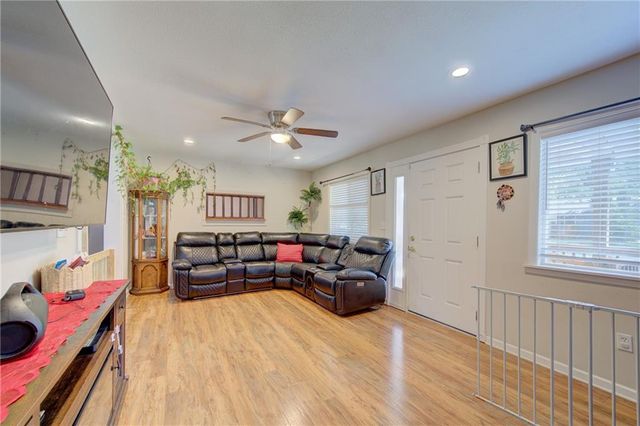 11424 Palmer Avenue, Kansas City, MO 64134