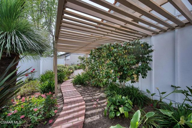 1082 Barrow Court, Westlake Village, CA 91361