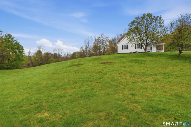 17 Minor Road, Wolcott, CT 06716