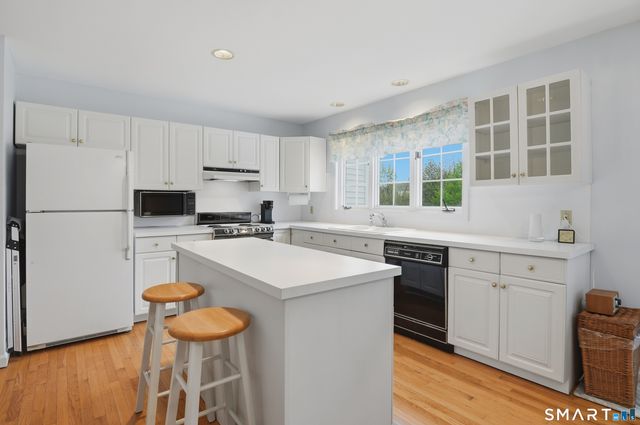 17 Minor Road, Wolcott, CT 06716