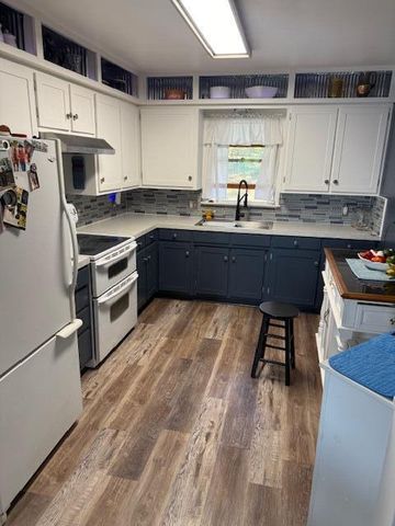 916 Nature Lane, Montgomery, MI 49255