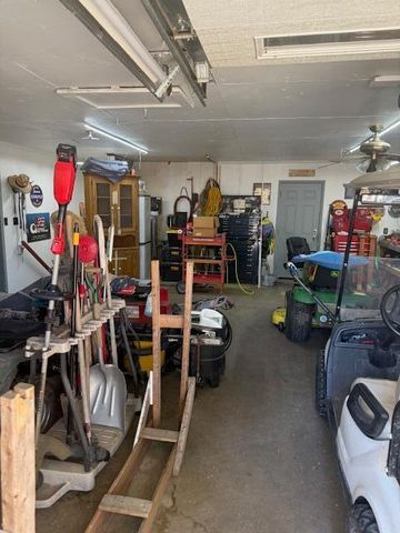 916 Nature Lane, Montgomery, MI 49255