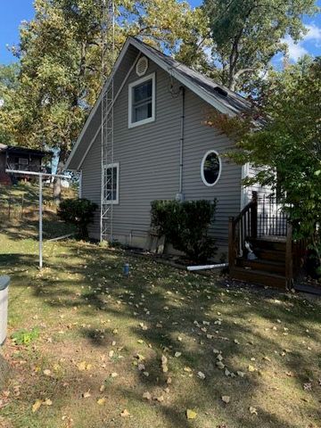 916 Nature Lane, Montgomery, MI 49255