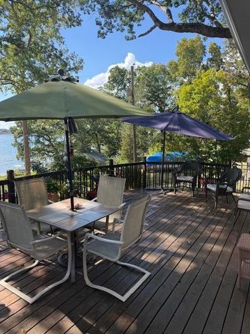 916 Nature Lane, Montgomery, MI 49255