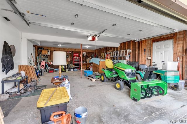 7163 Combs Drive, Eden, NY 14075