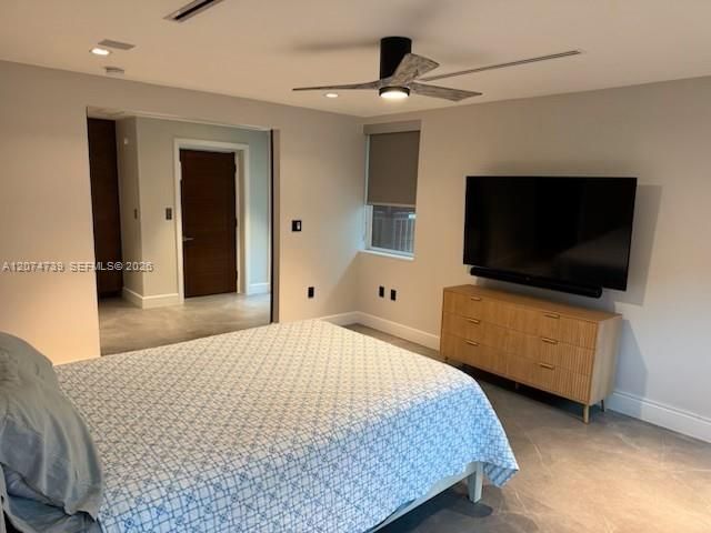 305 Oak Street, Hollywood, FL 33019