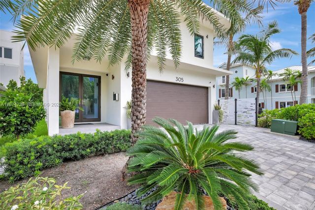 305 Oak Street, Hollywood, FL 33019