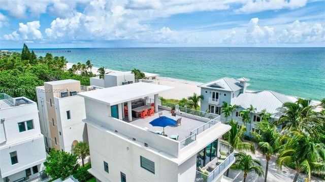 305 Oak Street, Hollywood, FL 33019