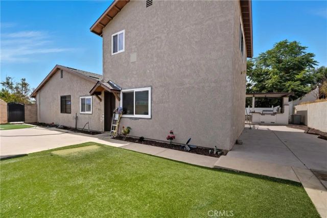 5052 Taft, Chino, CA 91710