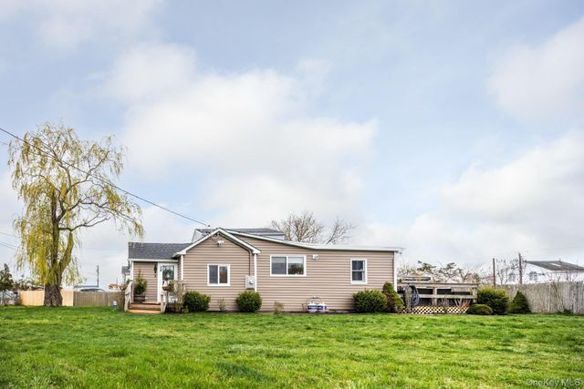 24 Blue Point Road, Mastic Beach, NY 11951