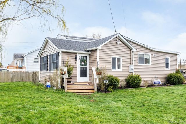 24 Blue Point Road, Mastic Beach, NY 11951