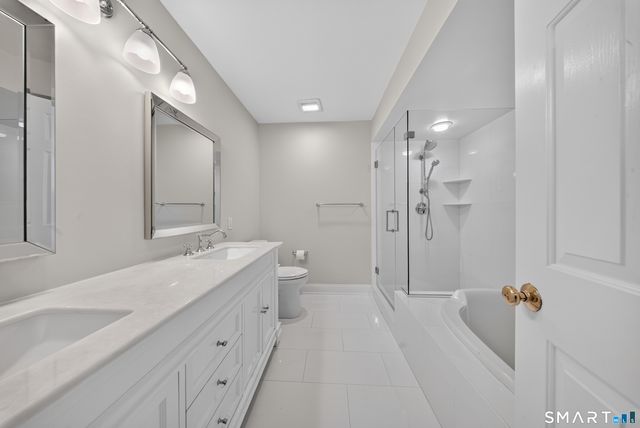 180 Turn Of River Road 10D, Stamford, CT 06905