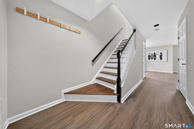 180 Turn Of River Road 10D, Stamford, CT 06905
