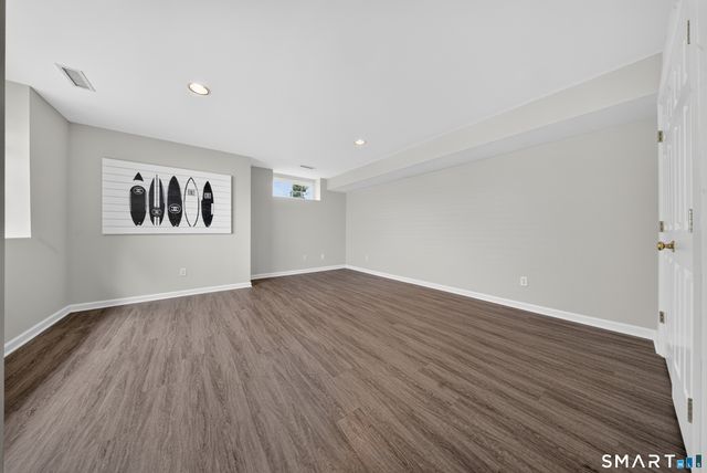 180 Turn Of River Road 10D, Stamford, CT 06905