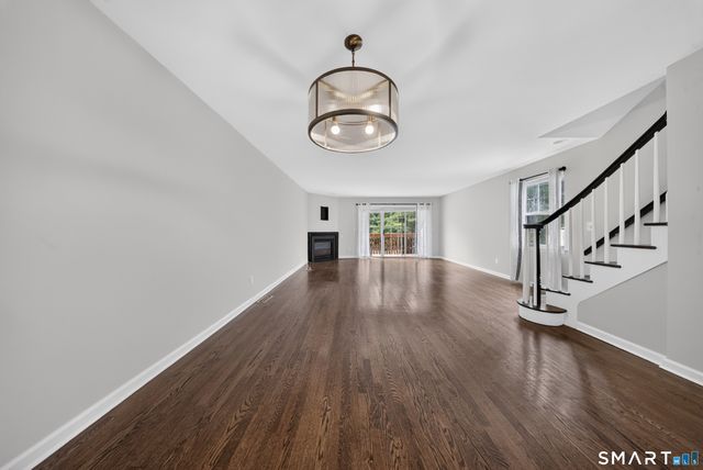 180 Turn Of River Road 10D, Stamford, CT 06905