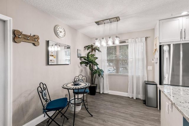 184 Oakridge L 184, Deerfield Beach, FL 33442