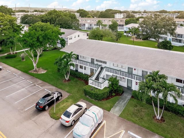 184 Oakridge L 184, Deerfield Beach, FL 33442