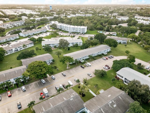184 Oakridge L 184, Deerfield Beach, FL 33442