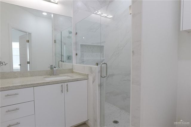 901 E Yuma Avenue 407, Mcallen, TX 78503