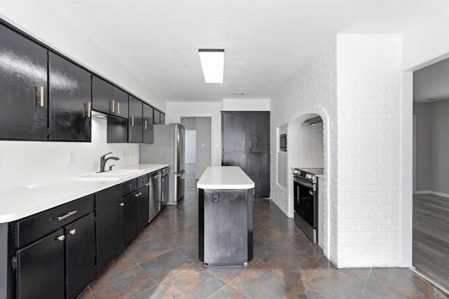 1819 Big Horn Drive, Houston, TX 77090