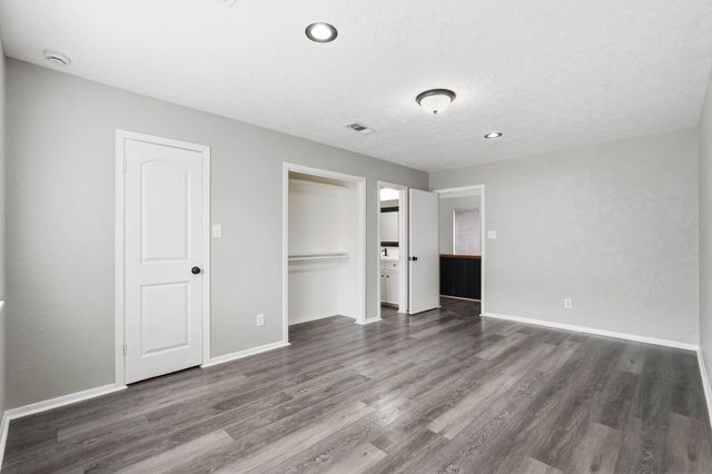 1819 Big Horn Drive, Houston, TX 77090