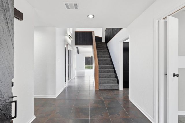 1819 Big Horn Drive, Houston, TX 77090