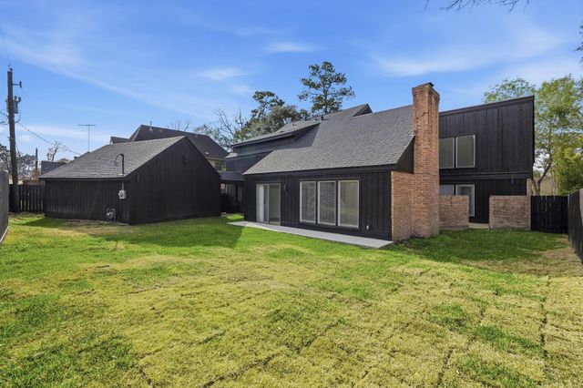 1819 Big Horn Drive, Houston, TX 77090