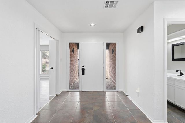 1819 Big Horn Drive, Houston, TX 77090