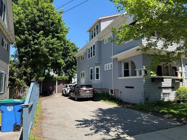 12-14 Warwick Rd. 12, Belmont, MA 02478