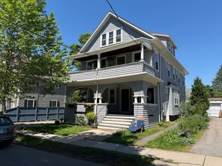 12-14 Warwick Rd. 12, Belmont, MA 02478