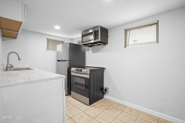 3700 TAYLOR Avenue, El Paso, TX 79930