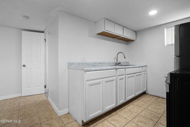 3700 TAYLOR Avenue, El Paso, TX 79930