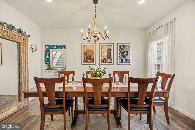 22 WALTON HILL CIR, Lititz, PA 17543